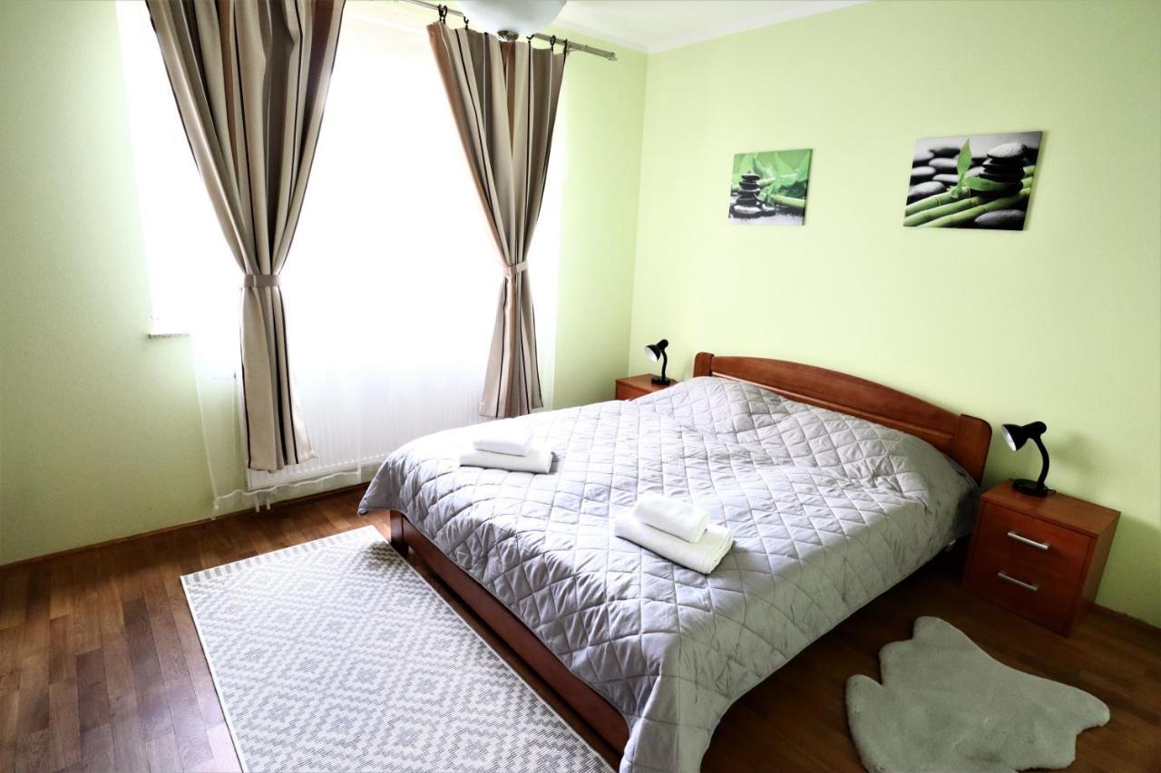 Apartment Fox Karlovy Vary Luaran gambar